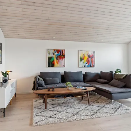 Apartament 2 Bedroom Amazing In